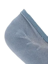 Calcetines invisibles de color azul.