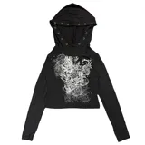 Remera negra con capucha, mangas largas y estampado abstracto en blanco.