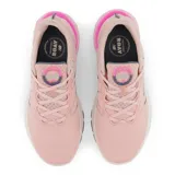 Championes New Balance Fresh Foam Roav color rosa con detalles en gris y fucsia.