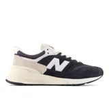 Zapatillas unisex de estilo retro, con empeine de ante y malla, y entresuela con tecnología ENCAP para mayor comodidad.