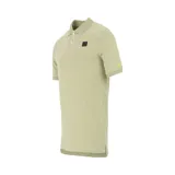 Remera tipo polo color petróleo con cuello de punto acanalado, puños de manga de punto plano y parche de silicona con el logo de Cat en el lado izquierdo del pecho.