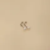 Aros colgantes de plata 925 con perlas de río.