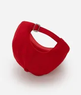 Gorra roja de sarga de algodón con visera curva y bordado frontal con la palabra "Atlanta" en blanco.