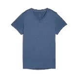 Remera Puma color azul con cuello en V y logo pequeño en el pecho.