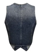 Chaleco de denim azul con cuello en V, cierre frontal con botones metálicos y corte ajustado.