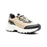 Championes urbanos Korium Liz, color beige con detalles en negro y suela blanca con plataforma.