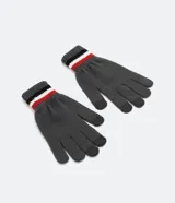 Guantes grises de lana acrílica con rayas horizontales en puño (negro, blanco y rojo) y dedos touch.