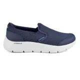 Championes Skechers Go Walk Flex Request, color azul marino, sin cordones, capellada de malla y suela blanca con tecnología Ultra Go y plantilla Air-Cooled Goga Mat.