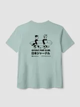 Camiseta verde agua con estampado en la parte superior izquierda y en la espalda. Corte oversize.