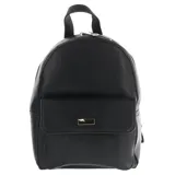 Mochila pequeña de cuero sintético color negro, con bolsillo frontal con solapa y cierre metálico.