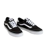 Championes Vans Brooklyn LS negros con detalles en blanco, de estilo minimalista.