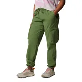 Pantalón cargo verde oliva de corte recto, con cintura elástica ajustable con cordón, bolsillos laterales y bolsillos cargo con cierre.