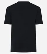 Remera básica de manga corta y cuello redondo, color bordó oscuro, confeccionada en viscolycra.