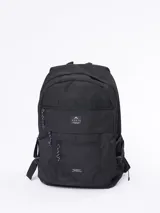 Mochila Rusty modelo Tiwi en color negro, confeccionada en tejido técnico con textura de diamante. Cuenta con un compartimento principal amplio, bolsillo interno para laptop, dos bolsillos frontales con cierre y bolsillos laterales de red. Posee correas acolchadas ajustables y asa superior.