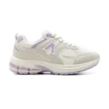Championes deportivos American Sport modelo Mila, color beige con detalles en blanco y rosa. Confeccionados en materiales sintéticos y malla, con suela de goma y cierre con cordones.