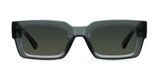 Lentes de sol rectangulares en color gris con lentes verdes, diseño versátil y atemporal.