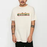 Remera de algodón con estampado colorido en el frente, diseño casual y corte clásico.
