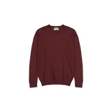 Sweater de punto color bordó, de corte clásico y cuello redondo.