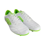 Zapatillas de fútbol color naranja, con capellada de PU, forro y plantilla de poliéster.