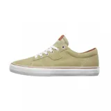Championes Etnies Kayson negros de lona con logo blanco en el lateral, cordones blancos y suela blanca con línea negra.