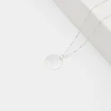 Conjunto de joyería en plata 925 con medalla grabada de corazones.