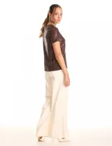 Blusa de lentejuelas color verde oscuro, marca Ninety, con escote a la base, manga corta y forro interno a tono.