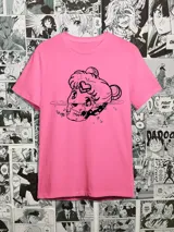 Remera rosa con estampado de Sailor Moon calavera.