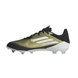 Championes de fútbol Adidas F50 League Messi FG, color dorado con detalles en negro y blanco.