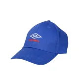 Gorra azul con visera, logo de Umbro bordado en blanco y escudo del Club Nacional de Football bordado en rojo y blanco.