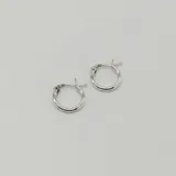 Par de aros tipo argolla de plata 925, modelo bombé.