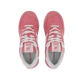 Championes urbanos New Balance modelo WL574FP2, color rosa con detalles en blanco, confeccionados en gamuza y malla, con logo "N" característico en los laterales y entresuela ENCAP.