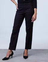 Pantalón de tejido laminado con estampado de cebra, de pretina ancha elastizada y corte recto.