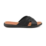 Sandalia baja con tiras trenzadas, diseñada para ofrecer un gran confort y aspecto casual.