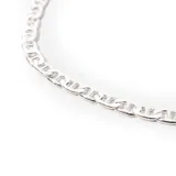 Pulsera de plata 925 con diseño delicado, ideal para uso diario.