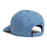 Gorro tipo dad hat azul con gráfico bordado 'explore more' y ajuste regulable.