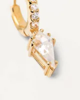 Aro individual de oro con circonitas, con diseño elegante y moderno.