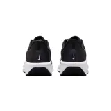 Championes de running Nike Quest 6, color negro con logo blanco.