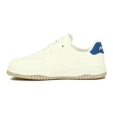 Zapatilla casual con plataforma en color blanco con detalles en azul, suela de goma antideslizante.
