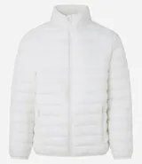 Campera puffer ultraligera color beige, con cuello alto, cierre por cremallera y bolsillos con cremallera. Incluye bolso de almacenamiento.