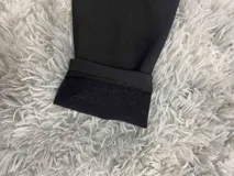 Calza larga gris de suplex con felpa interior y tiro alto.