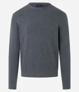 Suéter de punto azul marino para hombre, con cuello redondo, sisas ligeramente desplazadas y bajo y puños acanalados.