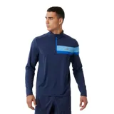 Remera de running de poliéster ligero, con tecnología NB DRYx para controlar la humedad, corte atlético y detalles reflectantes.