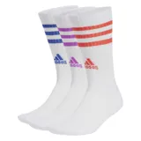 Pack de tres pares de medias Adidas a media pantorrilla, color blanco con rayas horizontales en azul, violeta y rojo.