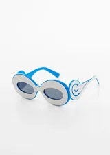 Gafas de sol de montura maxi, fabricadas con materiales reciclados, con protección UV total y filtro categoría 3.