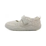 Zapatilla Paddock Comfina color beige con cierre de velcro.
