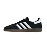 Championes Adidas Handball Spezial, color negro con las tres tiras blancas y detalles dorados.