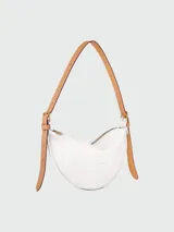 Bandolera Longchamp modelo Crossbody Smoothie M, color gris topo, con correa ajustable y cierre de cremallera.