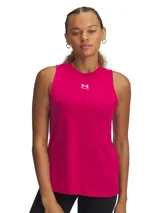 Musculosa deportiva Under Armour color fucsia con logo estampado en el pecho.