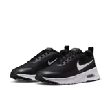 Championes Nike Air Max Nuaxis de mujer, color negro con detalles en blanco. Zapatillas de running con capellada de malla transpirable, entresuela de espuma con amortiguación Air Max visible y suela de goma para mayor tracción.