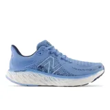 Zapatilla de running de hombre, diseñada con tecnología Fresh Foam X para ofrecer comodidad y amortiguación superior, con empeine Hypoknit que proporciona sujeción y elasticidad.